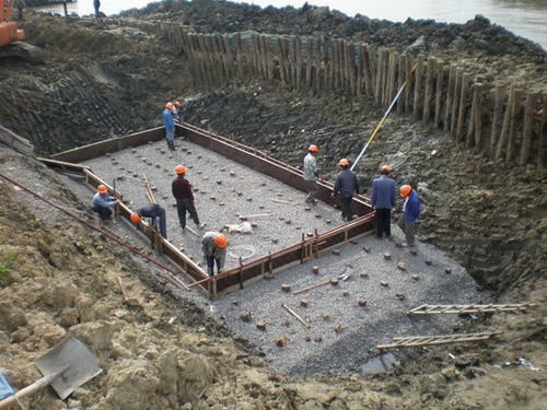 青岛加固公司谈一谈农村自建别墅地基下沉怎样结构加固?